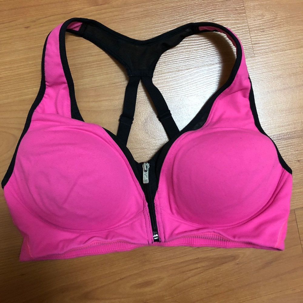 Victoria’s Secret VSX Front Zip Sports Bra